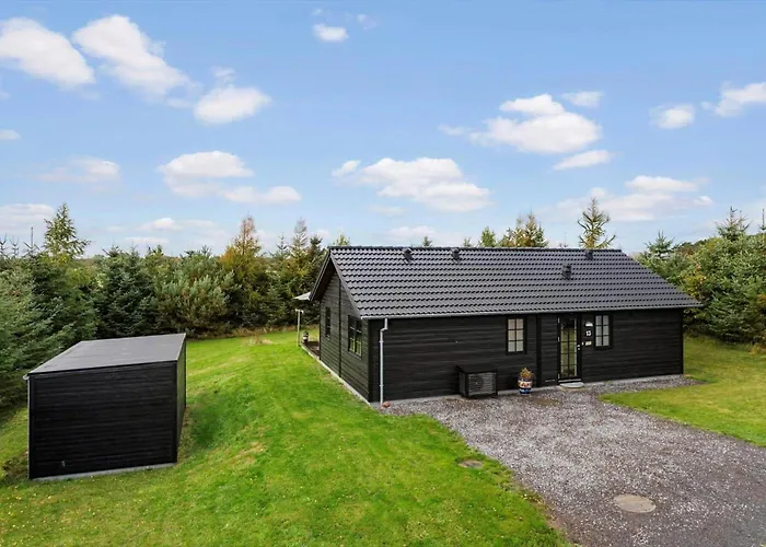 1613-aakirkeby-havrebakken-13 Åkirkeby